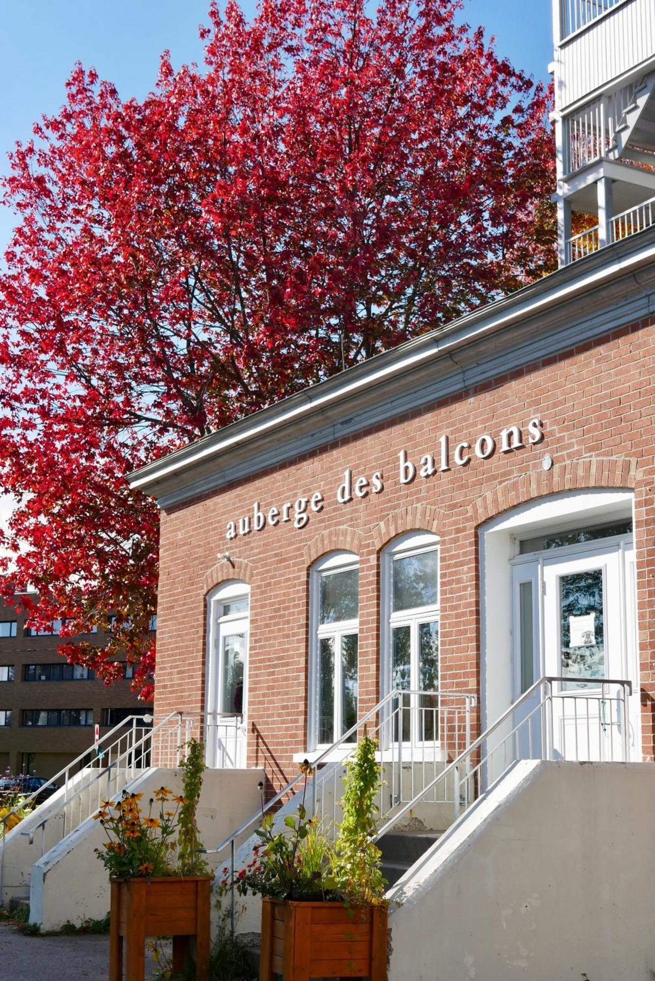 Auberge De Jeunesse Des Balcons Baie-Saint-Paul Buitenkant foto