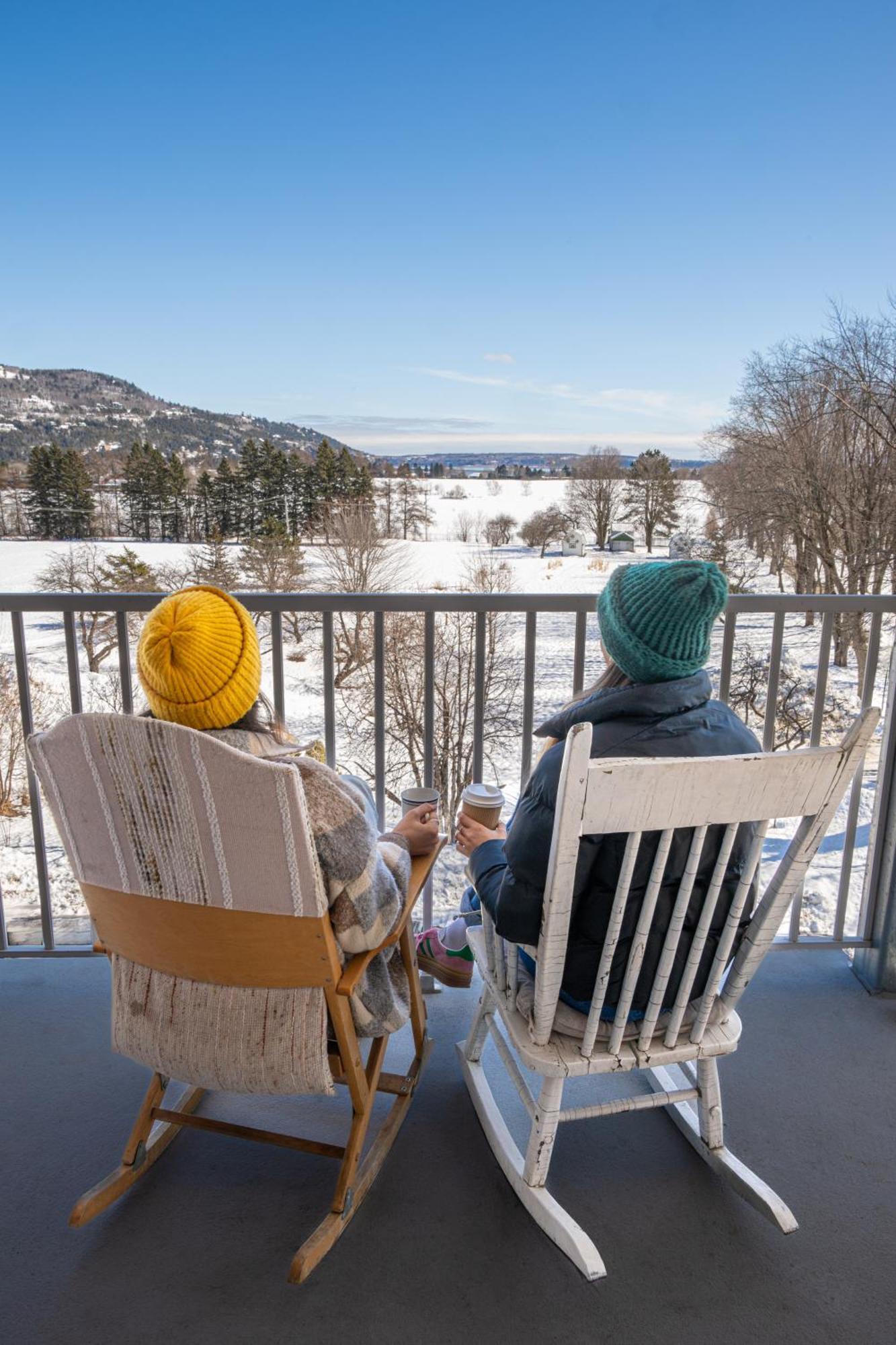 Auberge De Jeunesse Des Balcons Baie-Saint-Paul Buitenkant foto